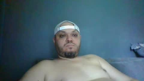 Snapshot of glusgan chatting on June 29, 6:41 am Your boy online show from June 29, 6:41 am