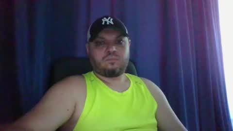 Snapshot of glusgan chatting on June 30, 10:49 am Your boy online show from June 30, 10:49 am