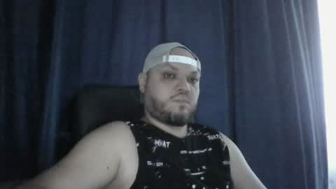 Snapshot of glusgan chatting on July 14, 10:21 am Your boy online show from July 14, 10:21 am
