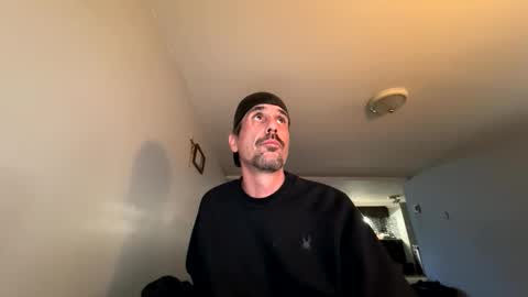 gmang4242 online show from February 20, 7:14 pm