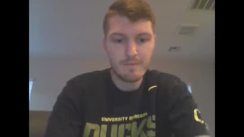 Snapshot of gmonay1331 chatting on December 5, 12:19 am gmonay1331 online show from December 5, 12:19 am