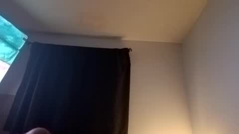 Snapshot of gmony2491 chatting on November 17, 3:12 am gmony2491 online show from November 17, 3:12 am