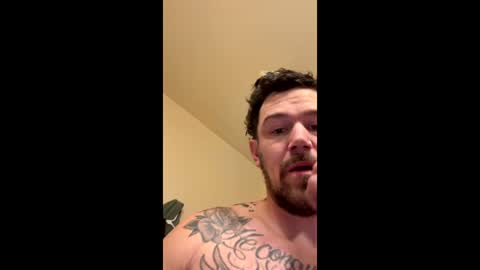 Snapshot of gnarcoticscrew chatting on June 7, 4:11 pm gnarcoticscrew online show from June 7, 4:11 pm