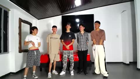 THOMAS AND DAMIAND online show from September 10, 6:08 pm