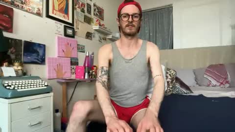 Snapshot of gnickname chatting on June 30, 12:33 am gnickname online show from June 30, 12:33 am
