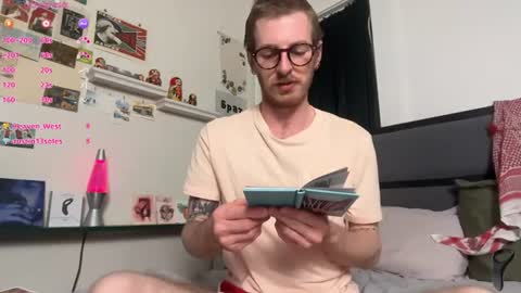 Snapshot of gnickname chatting on July 24, 4:43 am gnickname online show from July 24, 4:43 am
