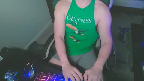 Snapshot of gnr_xxx chatting on October 1, 5:35 am G online show from October 1, 5:35 am