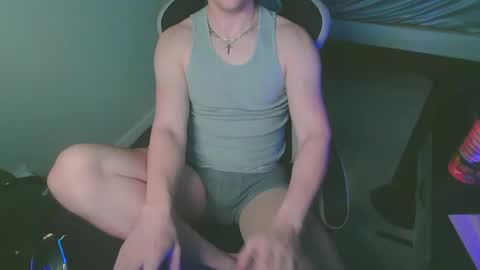 Snapshot of gnr_xxx chatting on November 6, 6:03 am G online show from November 6, 6:03 am