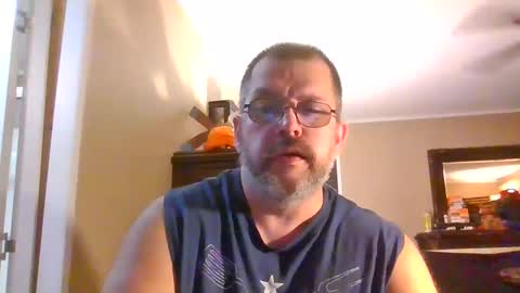 Snapshot of gobey33 chatting on October 1, 2:50 am IDKIDCIDGAF online show from October 1, 2:50 am