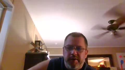 Snapshot of gobey33 chatting on October 8, 7:06 am IDKIDCIDGAF online show from October 8, 7:06 am