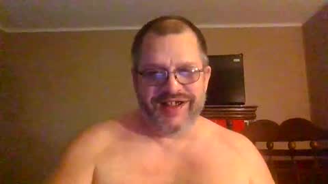 Snapshot of gobey33 chatting on May 21, 10:50 pm IDKIDCIDGAF online show from May 21, 10:50 pm