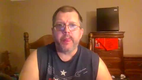 Snapshot of gobey33 chatting on June 1, 11:50 pm IDKIDCIDGAF online show from June 1, 11:50 pm