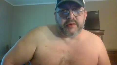 Snapshot of gobey33 chatting on July 3, 6:03 pm IDKIDCIDGAF online show from July 3, 6:03 pm
