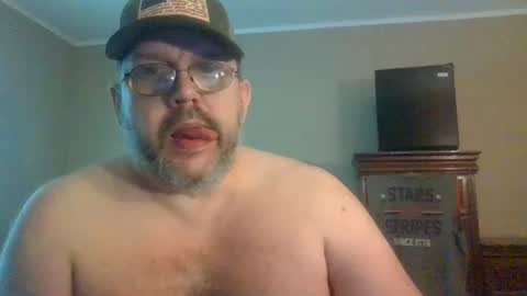 Snapshot of gobey33 chatting on July 4, 4:35 pm IDKIDCIDGAF online show from July 4, 4:35 pm