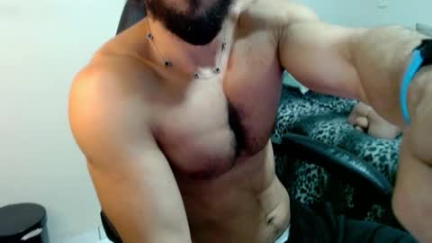 Snapshot of god_hunkules chatting on January 18, 4:33 pm god hunkules online show from January 18, 4:33 pm