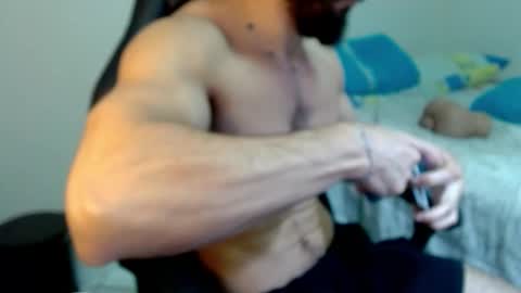 Snapshot of god_hunkules chatting on February 13, 4:25 pm god hunkules online show from February 13, 4:25 pm