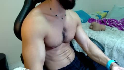 Snapshot of god_hunkules chatting on February 14, 5:10 pm god hunkules online show from February 14, 5:10 pm