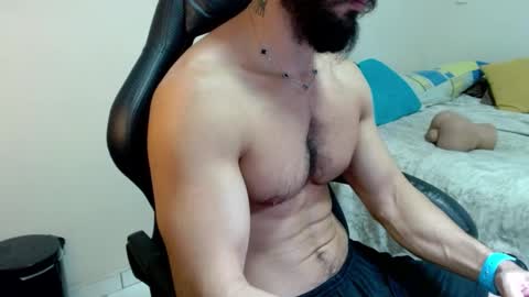 Snapshot of god_hunkules chatting on March 2, 4:25 pm god hunkules online show from March 2, 4:25 pm