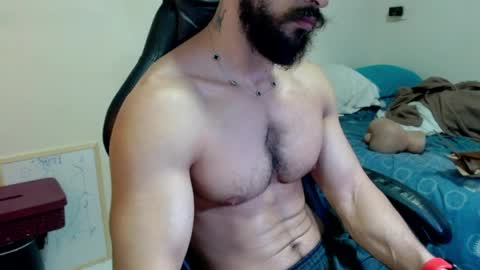Snapshot of god_hunkules chatting on April 29, 4:22 pm god hunkules online show from April 29, 4:22 pm