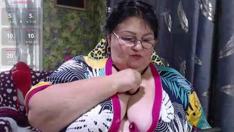 Goddess online show from October 4, 7:50 am