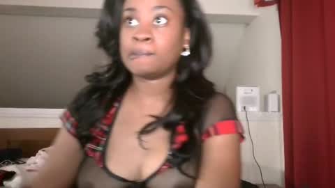 Snapshot of goddess_aaliyah chatting on June 29, 11:16 pm goddess_aaliyah online show from June 29, 11:16 pm