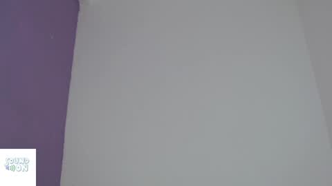 Snapshot of goddess_allison chatting on January 12, 6:27 pm goddess_allison online show from January 12, 6:27 pm