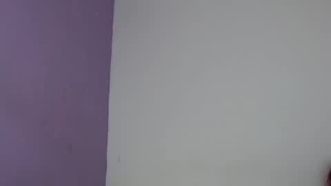 Snapshot of goddess_allison chatting on February 10, 8:42 pm goddess_allison online show from February 10, 8:42 pm