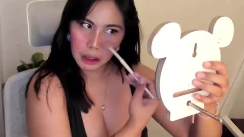 Snapshot of goddess_chantal chatting on January 5, 2:08 pm MARGOLD online show from January 5, 2:08 pm