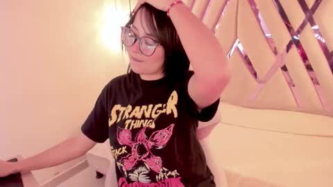 M A R T I N A  online show from February 18, 12:23 pm