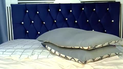 Snapshot of goddess_nanaya chatting on May 12, 5:37 am Goddess nanaya online show from May 12, 5:37 am