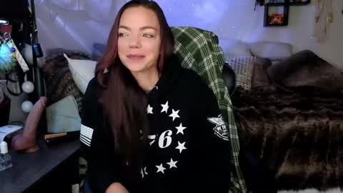 Patricia Mars           Goddess of Mars twitter thegoddessmindy online show from February 19, 3:52 pm