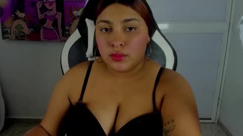 Snapshot of goddess_of_sissys chatting on May 29, 7:28 am goddess_of_sissys online show from May 29, 7:28 am