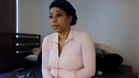 goddessdiiamond online show from April 13, 8:25 pm