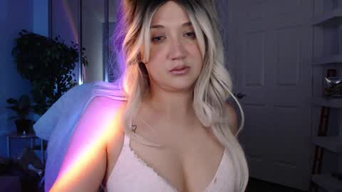 Goddess Emmy online show from March 21, 5:01 am