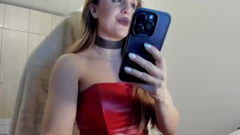 Snapshot of goddesskasyia chatting on May 24, 9:09 pm GoddessKasyia online show from May 24, 9:09 pm