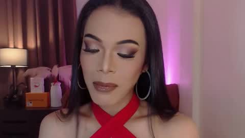 Snapshot of goddessmichaella chatting on December 20, 6:08 am Michaella online show from December 20, 6:08 am