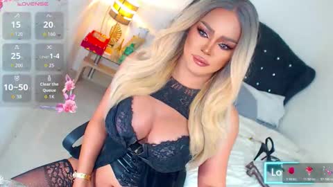 Miss Anna online show from January 8, 8:33 pm