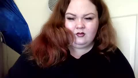 Snapshot of godessisabella chatting on March 10, 4:03 pm godessisabella online show from March 10, 4:03 pm