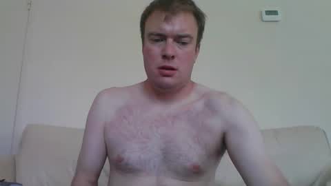 Snapshot of gogo12104 chatting on May 22, 3:06 pm jme online show from May 22, 3:06 pm