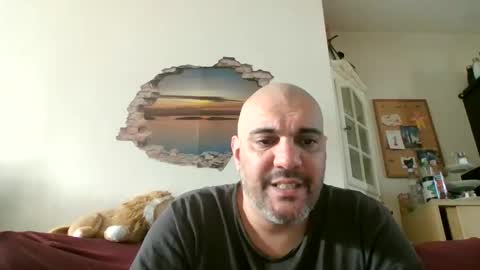 Snapshot of gogo7782 chatting on November 19, 11:32 am gogo7782 online show from November 19, 11:32 am