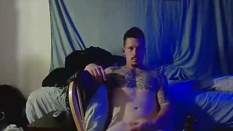 goinwild8900 online show from April 9, 11:15 am