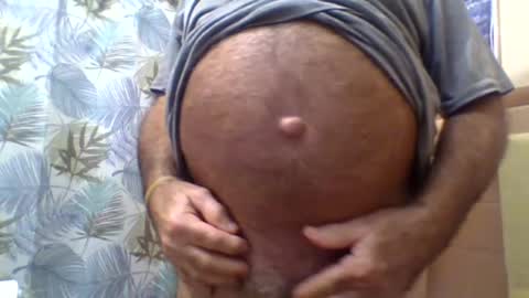 Snapshot of gojo885 chatting on January 12, 5:24 am gojo885 online show from January 12, 5:24 am