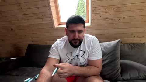 gold_alpha_boy online show from April 14, 6:52 am