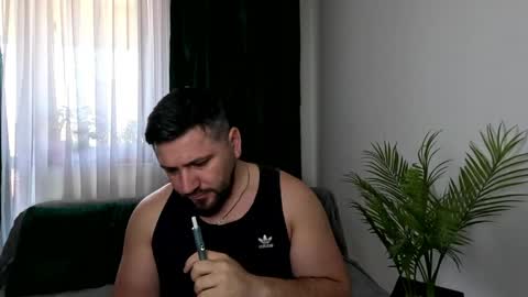 Snapshot of gold_alpha_boy chatting on May 5, 9:06 am gold_alpha_boy online show from May 5, 9:06 am