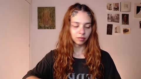 Snapshot of golden_alaska chatting on May 6, 11:43 pm Alaska online show from May 6, 11:43 pm