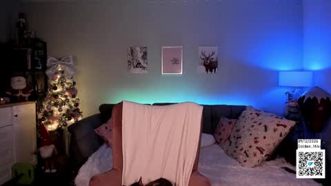 Shy in the streets but a freak in the sheets online show from December 9, 3:18 am