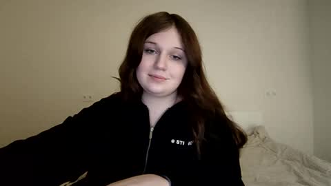 Snapshot of golden_ocean1 chatting on February 26, 9:27 pm golden_ocean1 online show from February 26, 9:27 pm