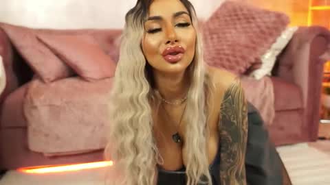 GoldenAmberX online show from March 7, 6:21 am