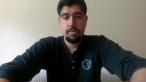 Golden-Glove online show from May 6, 10:53 am