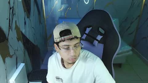 Jeff and Sebas online show from May 24, 3:50 pm